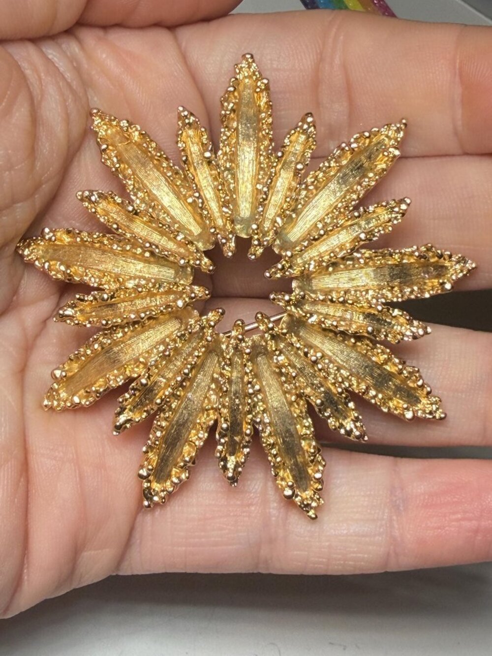 Avon Sunburst Brooch Gold Tone Starflower Vintage 1970s
